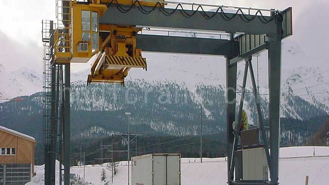 Zweiträger Portalkran