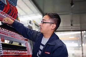 Dafang-Elektroteamleiter Xiao Yanqing582 346