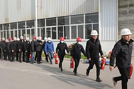 The emergency team takes fire fighting and rescue operations582 346