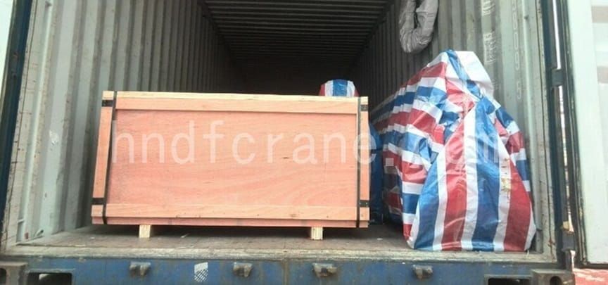 The whole overhead crane is packaged