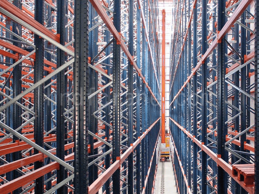 Automated warehouse entry and exit operations
