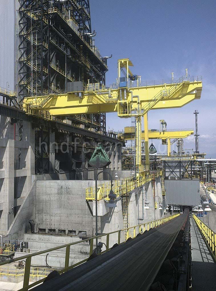 Single gantry coker cranes