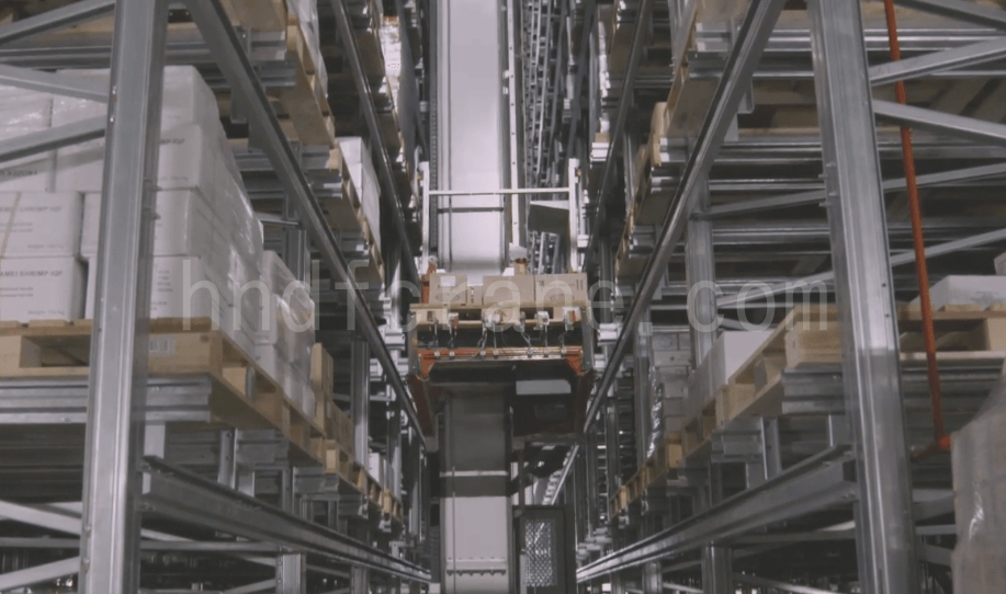 Transportation of goods in the warehouse
