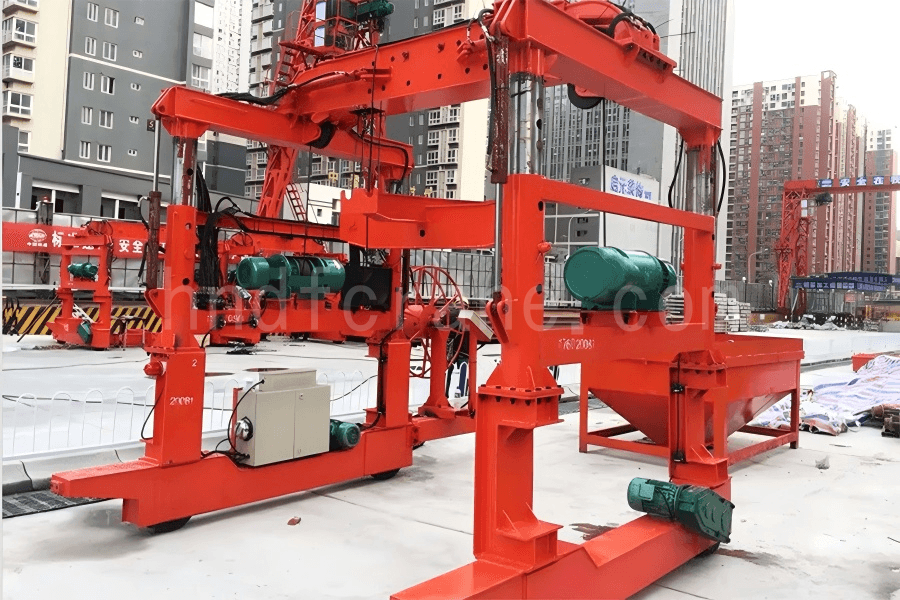 track laying machine