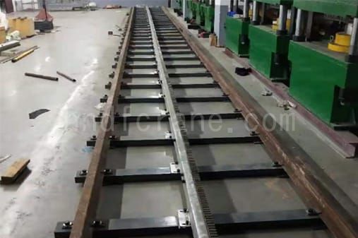 Straight Rail