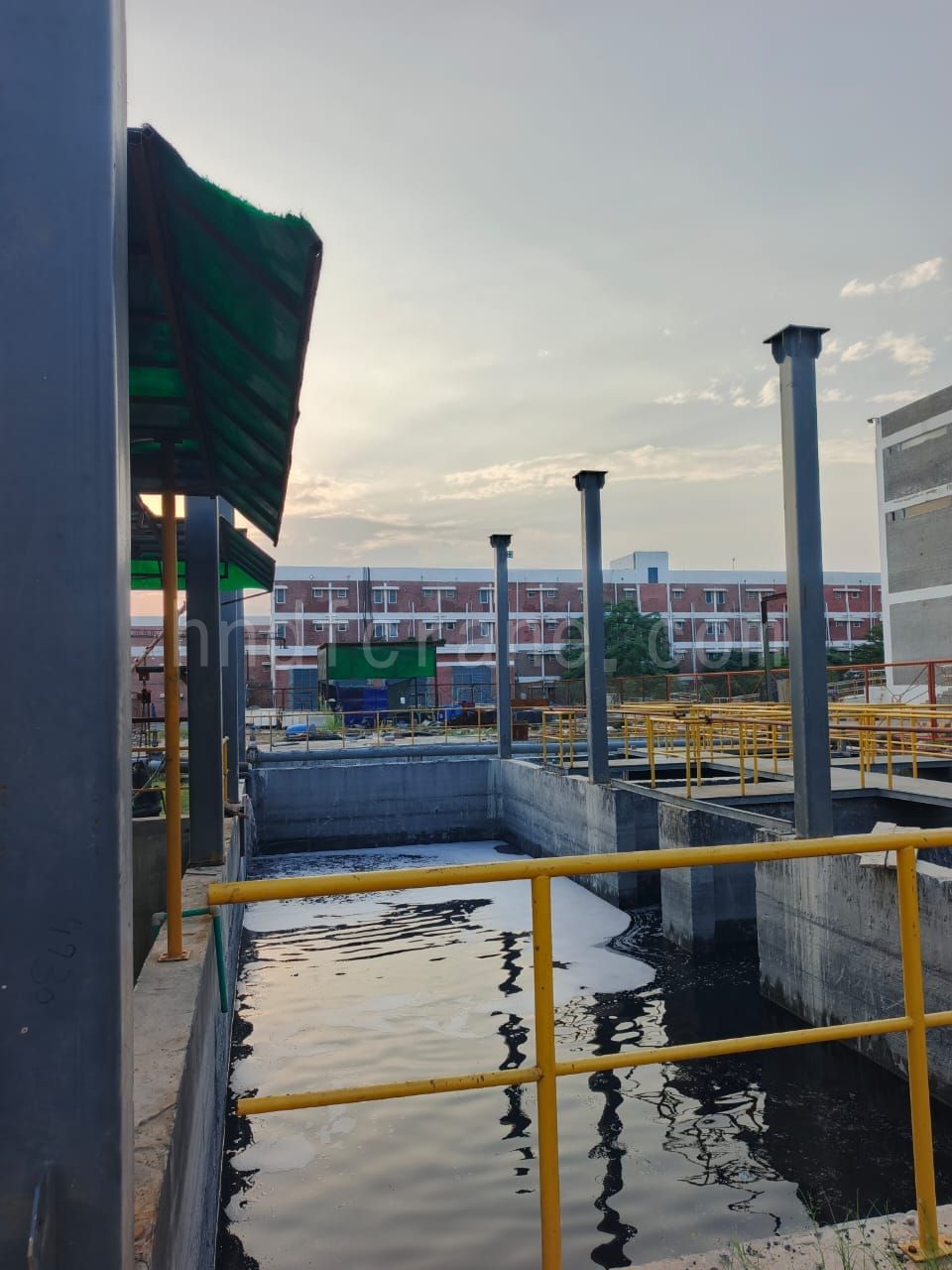 Grab overhead crane install