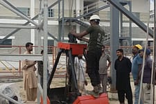 Grab overhead crane install3