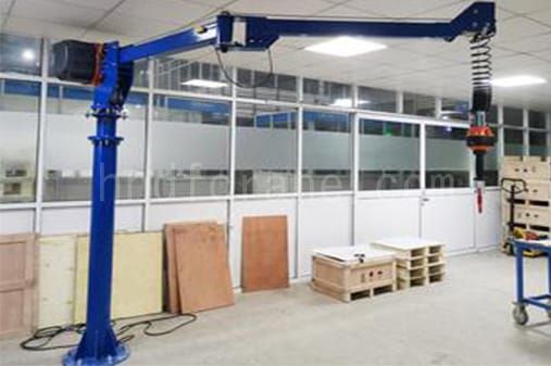 Articulating jib cranes