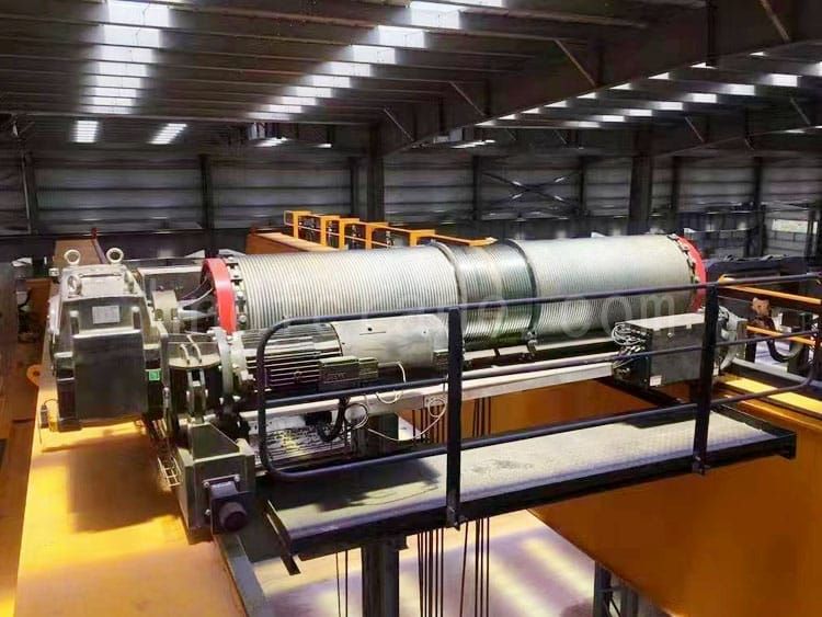 Лебедка европейского типа