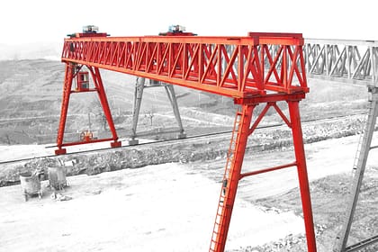 What Is The Difference Between A Harbour Portal Crane And A Gantry ...
